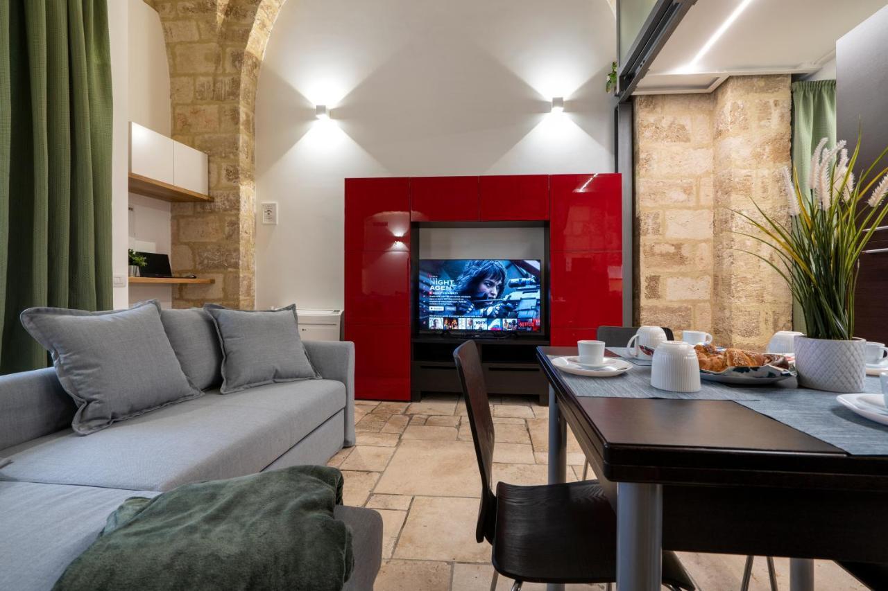 Stazione & Politecnico Stylish Apt With Netflix Bari Buitenkant foto