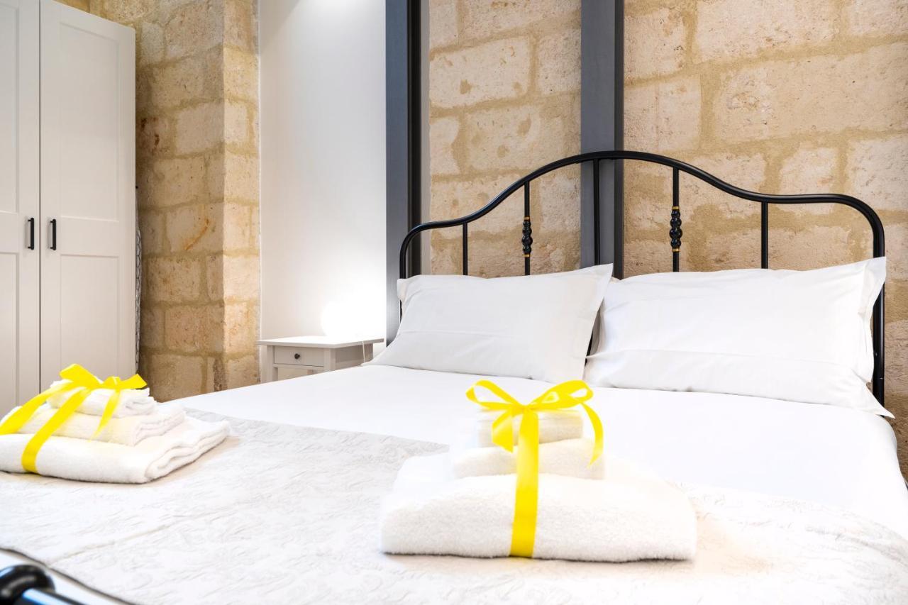 Stazione & Politecnico Stylish Apt With Netflix Bari Buitenkant foto